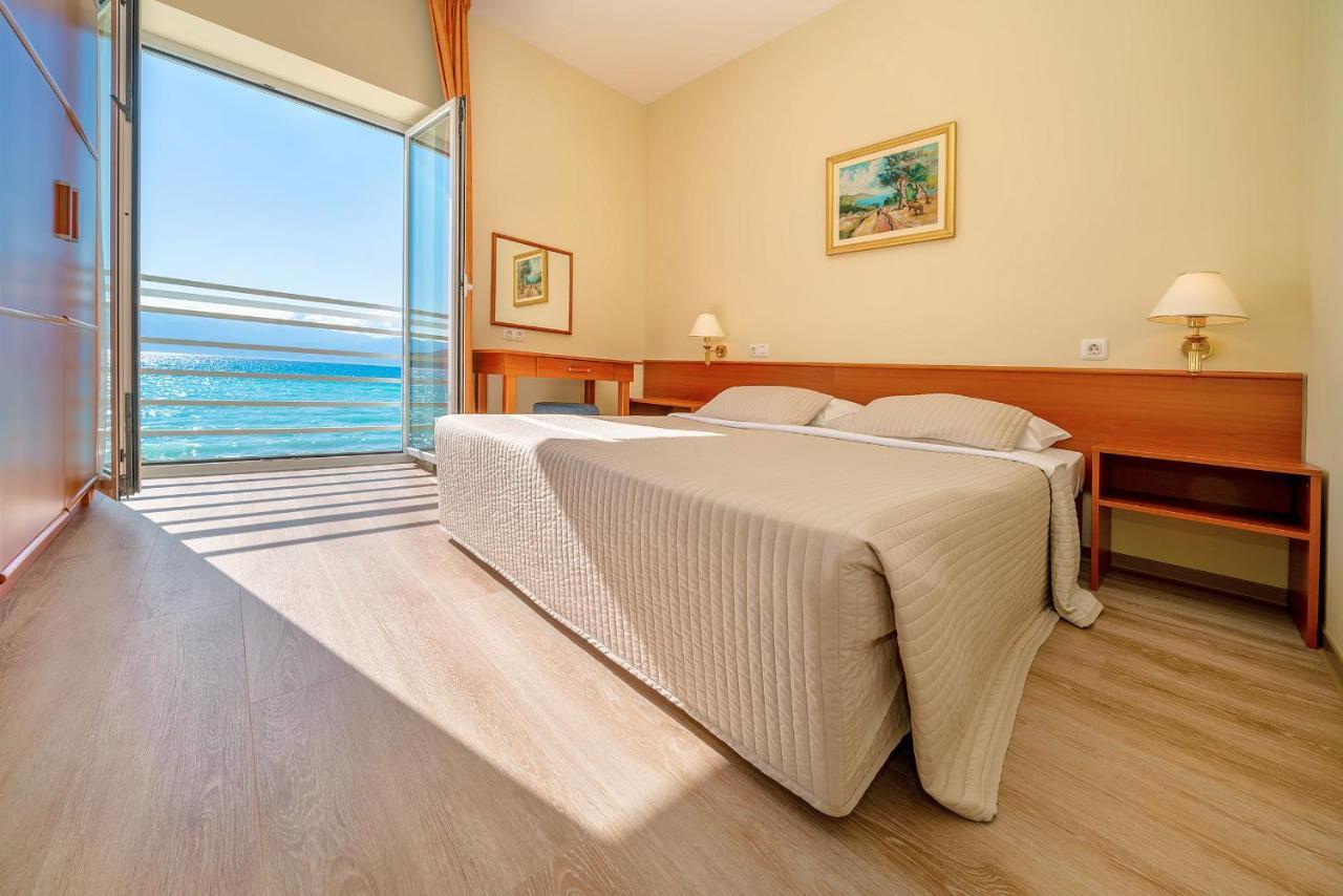 Hotel Dobrovit Baška