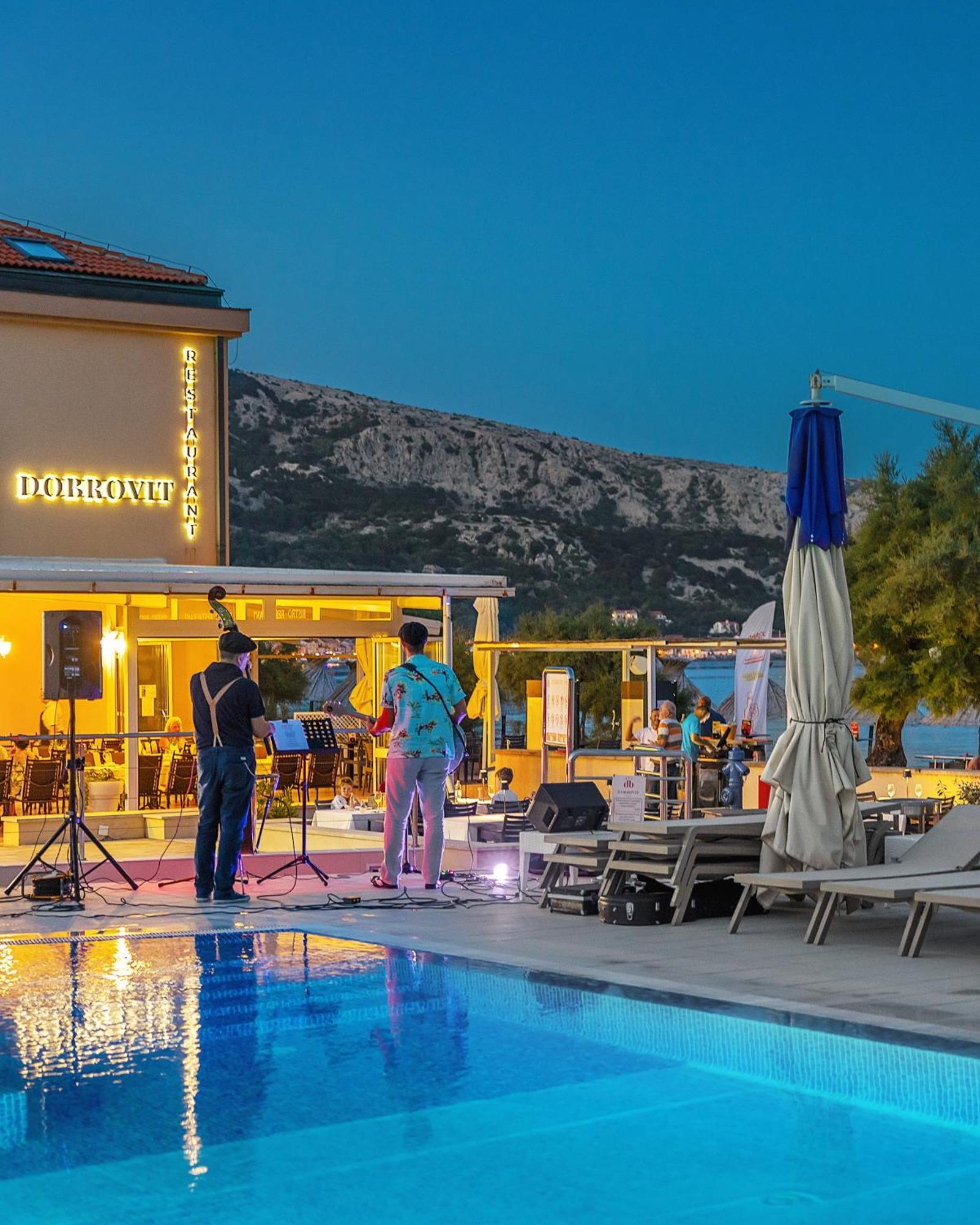 Dobrovit 3* Baška