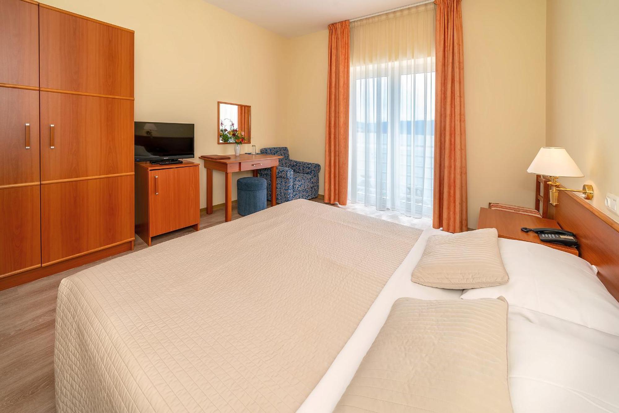 Dobrovit Baška